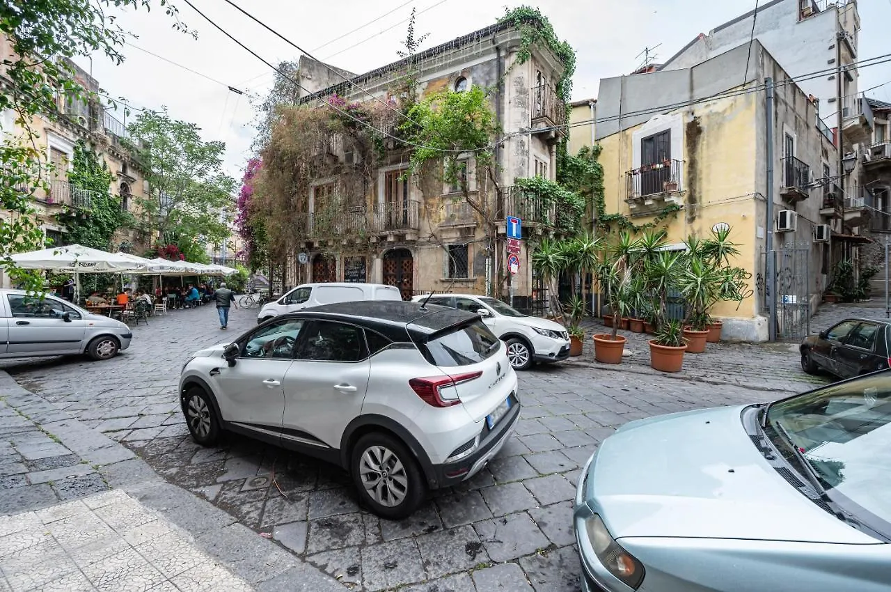Casa Giuffri - Castello Ursino Flat With Balcony Apartment Catania
